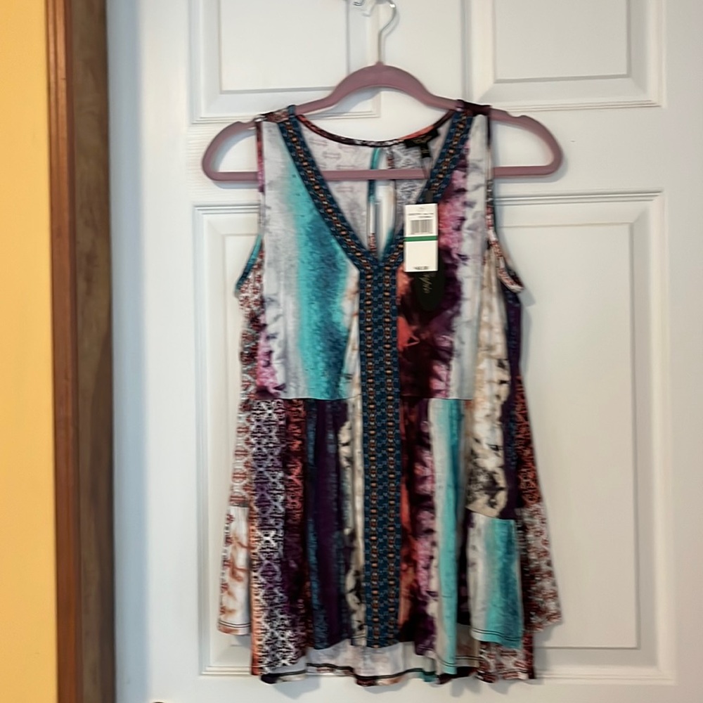 Cupio women blouse size L. NWT